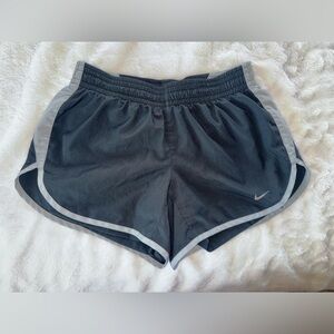 Nike Running Shorts Women's  Small Built in Nike Pro Style Under Dri-Fit
